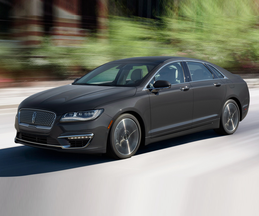 2017 lincoln town car	
 Will Lincoln Bring Back The Town Car In 2017?